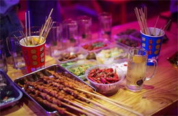 餐飲市場(chǎng)烤串這么火，家庭串串能否“上道兒”？