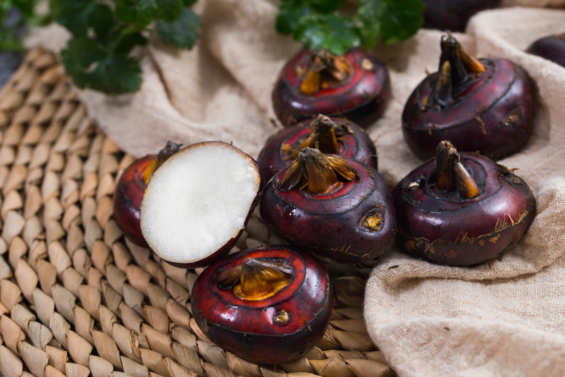 區(qū)域小品類化身百變搭子，這個(gè)產(chǎn)品在速凍、餐飲、茶飲、烘焙中都火了