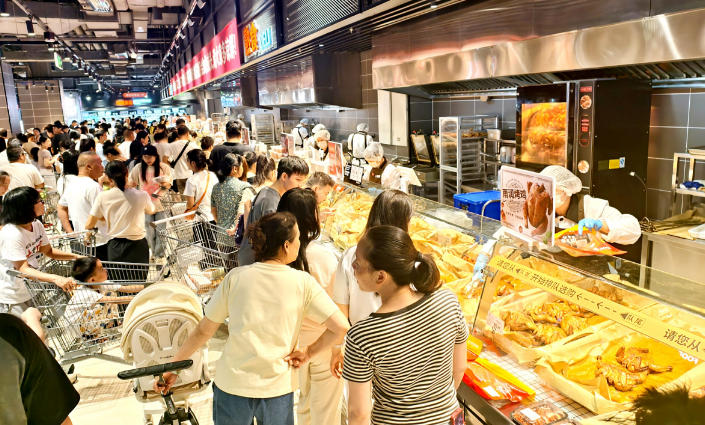 熟食加工區(qū)大調(diào)改，誰(shuí)在推動(dòng)超市的“煙火氣”革命？